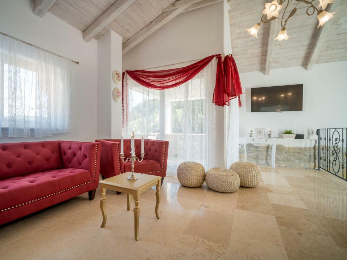 בוזט Holiday Home Lapis By Interhome מראה חיצוני תמונה