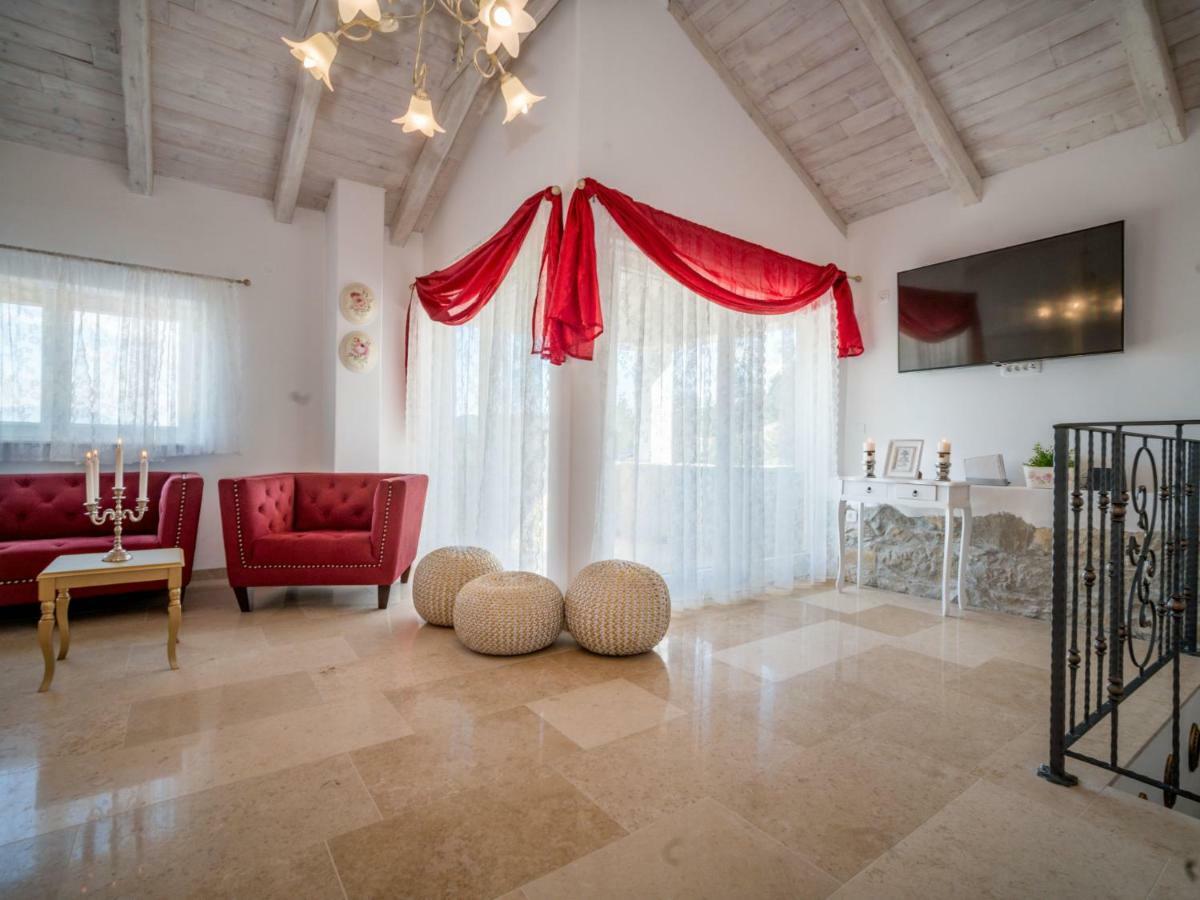 בוזט Holiday Home Lapis By Interhome מראה חיצוני תמונה